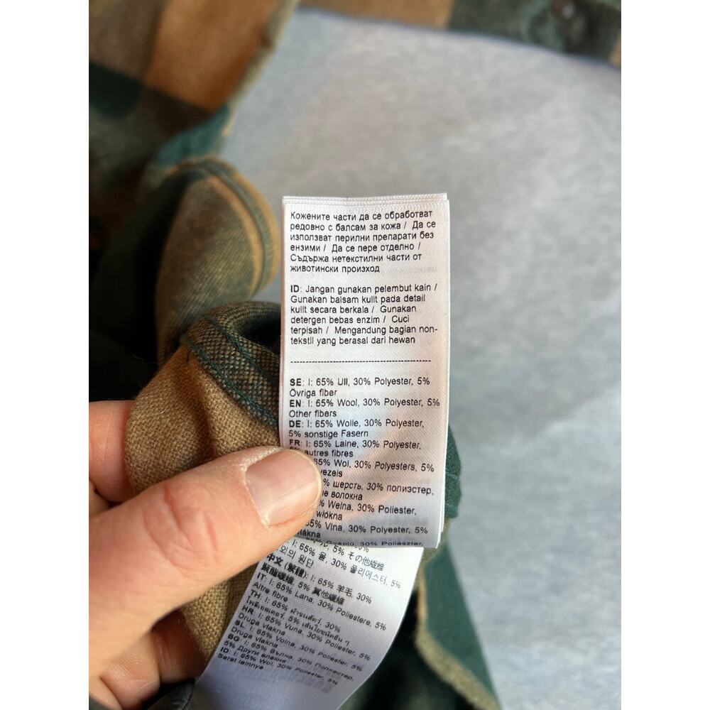 Fjallraven women's canada LS shirt relaxed fit tan & green plaid button down - Picture 4 of 5